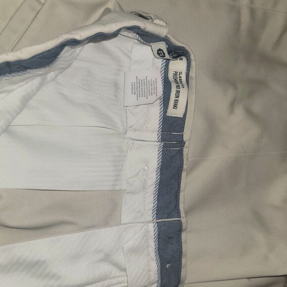 Mens Haggar Classic Fit Premium No Iron Khaki 36x 34 soft cotton blend w stretch - Picture 3 of 16